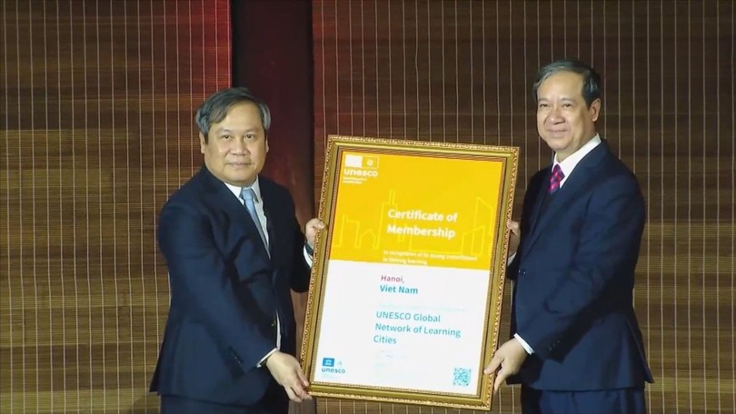Hà Nội đón nhận danh hiệu 'Thành phố học tập toàn cầu'