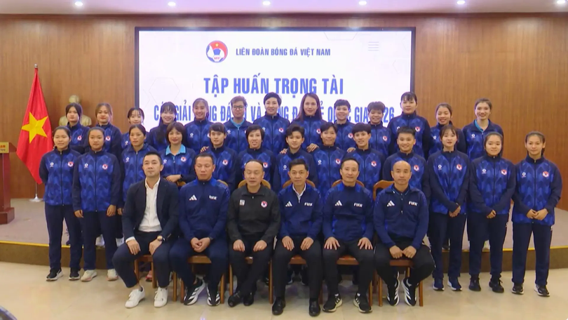 Trọng tài - Mắt xích trong phát triển bóng đá nữ và trẻ