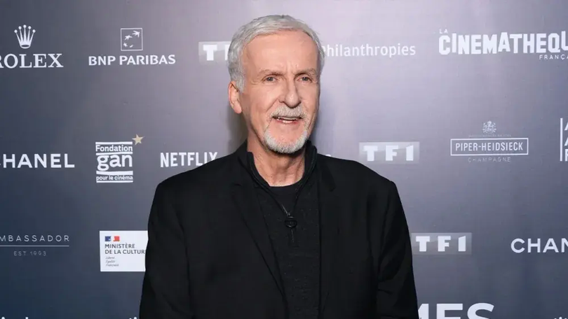 James Cameron trở thành đạo diễn 'tỷ đô' của điện ảnh thế giới