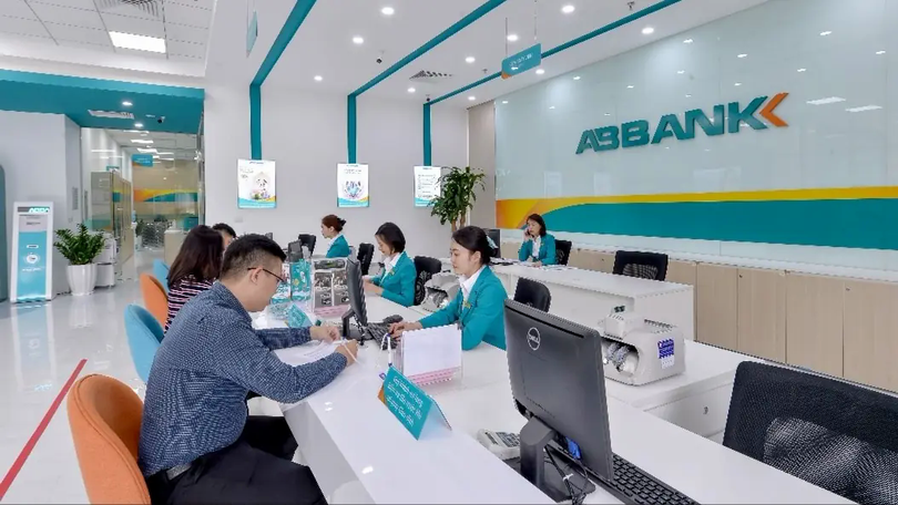 Một ngân hàng tăng lãi suất tới 9,65% cho khách hàng VIP