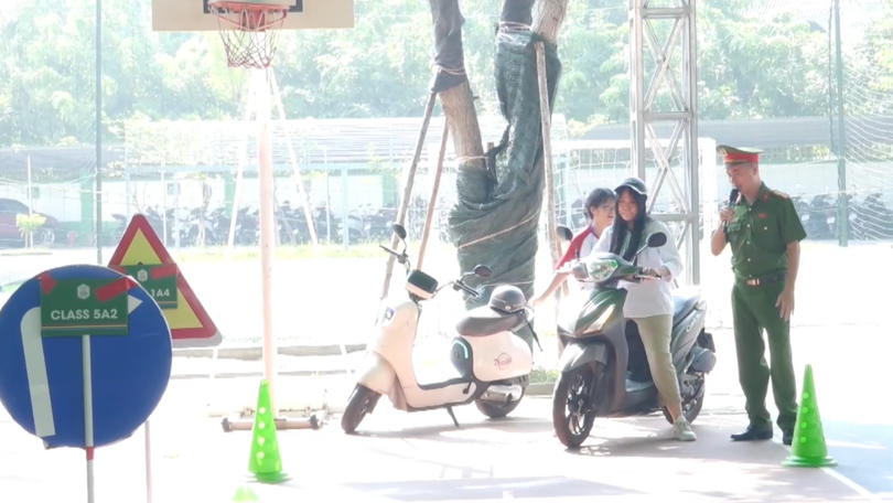 Đến trường an toàn