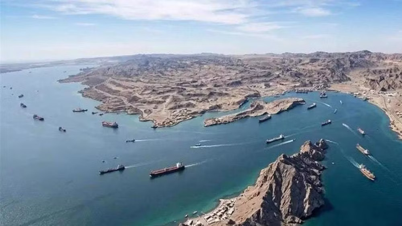 Iran ra điều kiện mở lại eo biển Hormuz