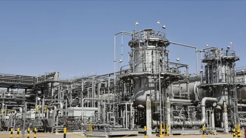 Giá dầu tăng sau khi Houthi tấn công các cơ sở Saudi Aramco