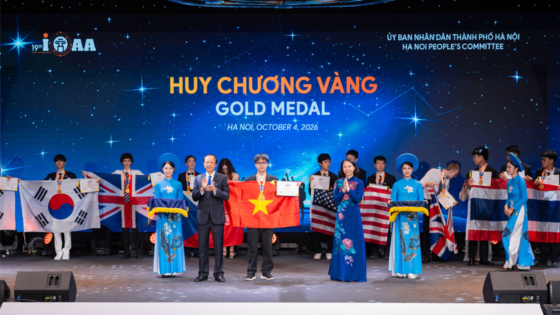 10 học sinh Việt Nam đều đoạt huy chương tại IOAA 2026
