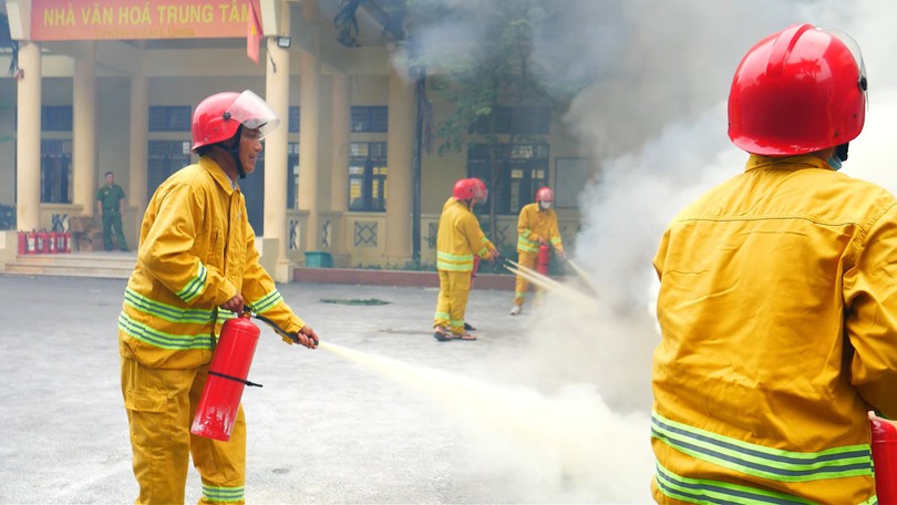 Xã An Khánh đưa kỹ năng chữa cháy đến từng khu dân cư