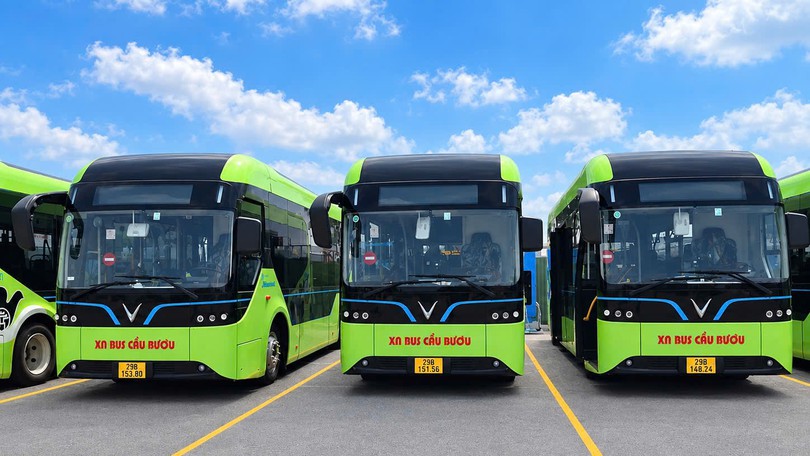 Transerco đưa 28 xe buýt điện hoạt động trên hai tuyến 22A và 22B