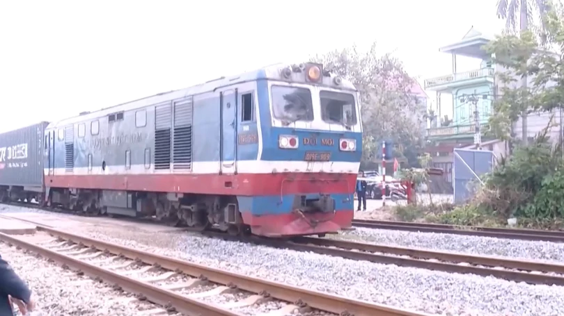 Quý IV lựa chọn nhà thầu thi công 15 ga đường sắt