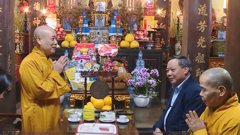 Lãnh đạo Thành phố chúc Tết Thành hội Phật giáo Hà Nội