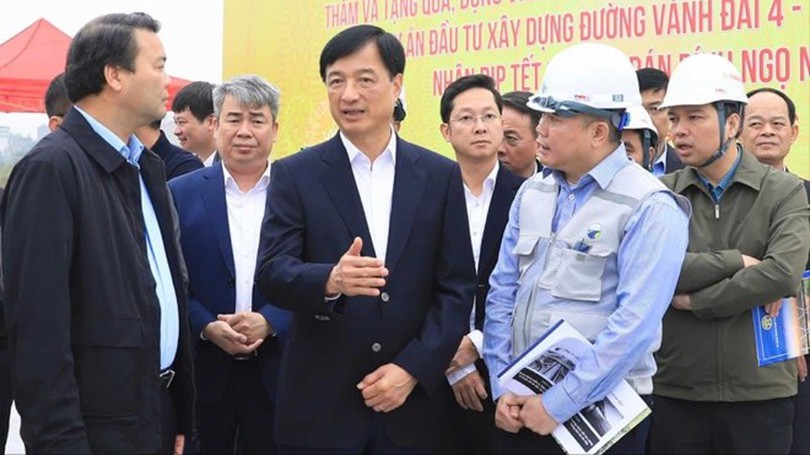 Tập trung bảo đảm chất lượng, tiến độ công trình cầu Hồng Hà