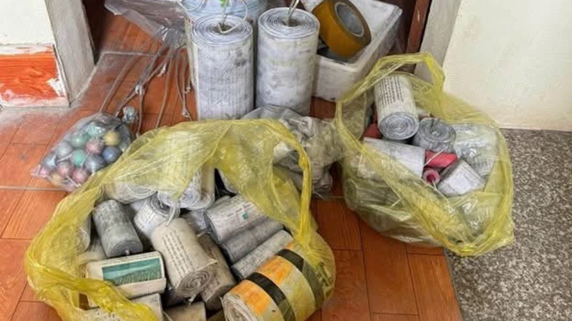Bắt giữ nhóm đối tượng sản xuất, buôn bán pháo nổ