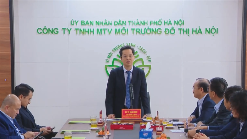 Giữ gìn môi trường xanh – sạch – đẹp khu vực hồ Hoàn Kiếm