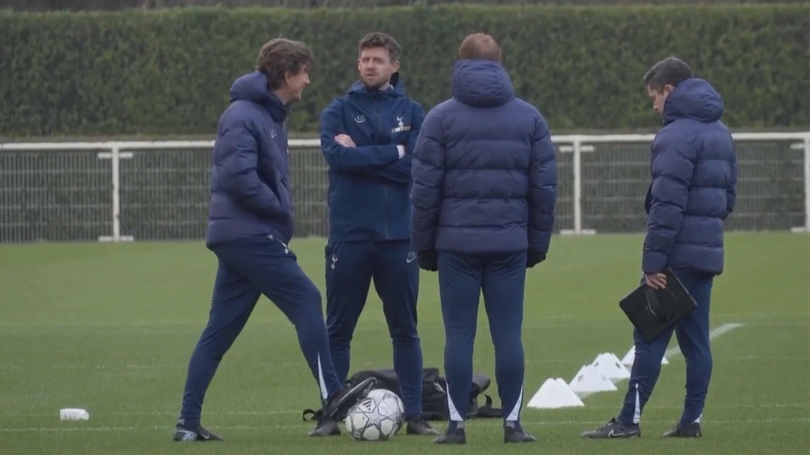 CLB Tottenham sa thải HLV Thomas Frank