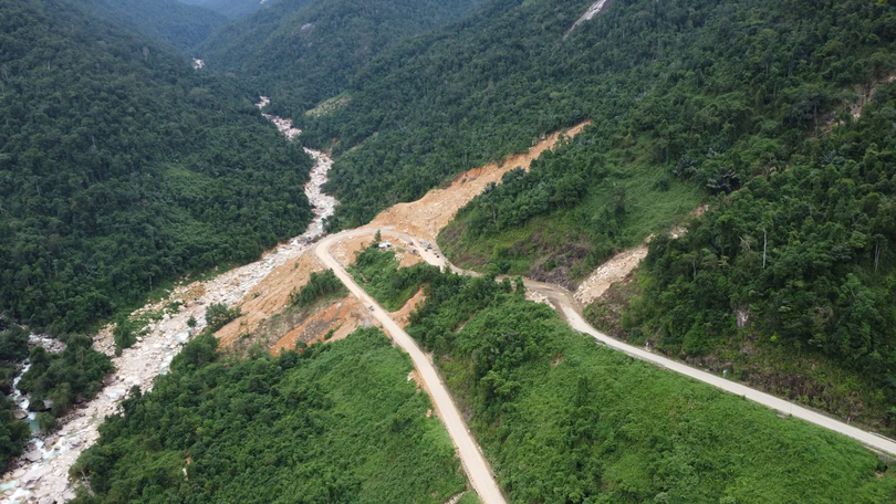 Tất cả phương tiện được phép lưu thông qua đèo Khánh Lê