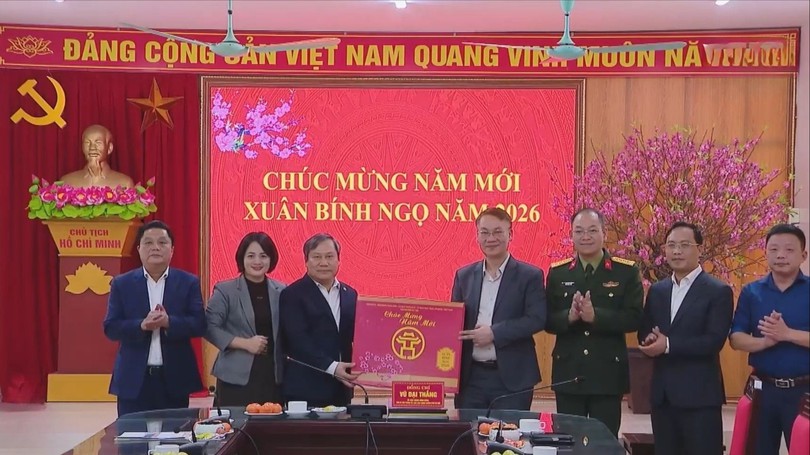 Lãnh đạo Thành phố chúc Tết xã Mê Linh và Tiểu đoàn công binh 544