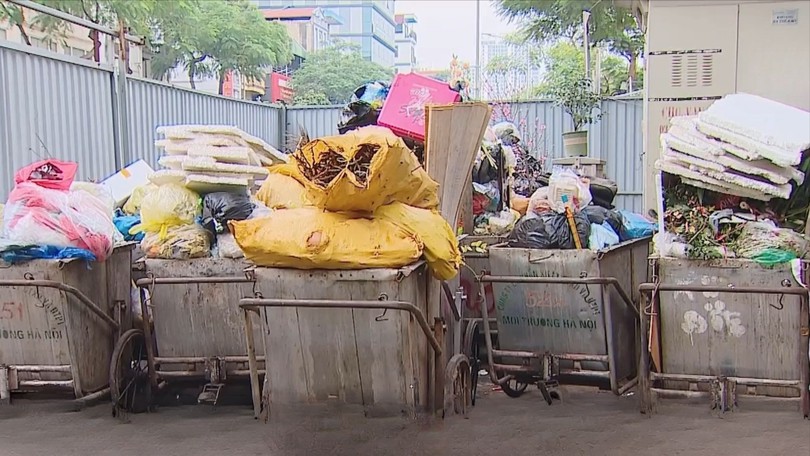 Áp lực rác thải những ngày cận Tết