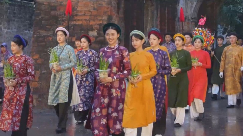 'Tết Việt - Tết Phố': Sức sống bền bỉ của di sản