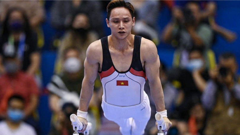 Mùa xuân bên gia đình sau ánh hào quang của Đinh Phương Thành