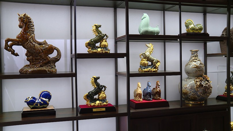 Năm mới nói chuyện linh vật ngựa