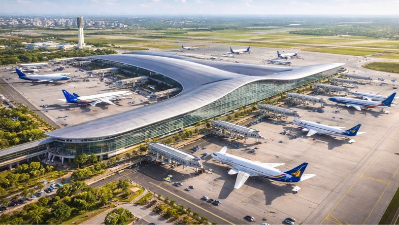 Hà Nội tính làm thêm sân bay 150.000 tỷ đồng