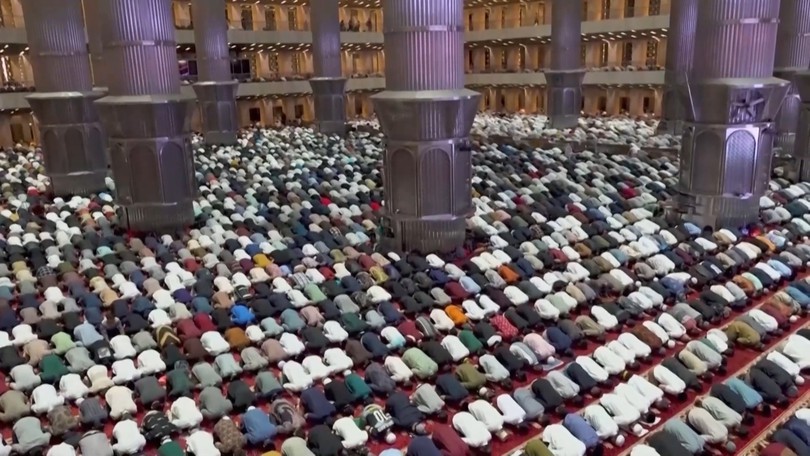 Người Hồi giáo đón tháng Ramadan năm 2026