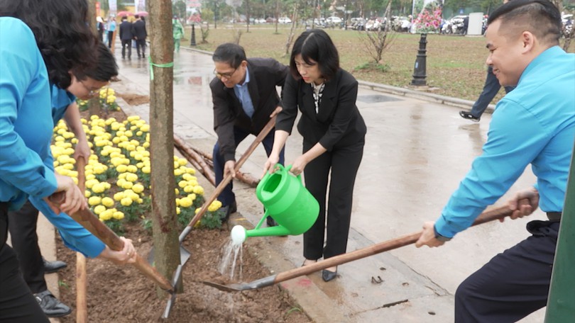 Phường Cầu Giấy phát động lễ trồng cây Xuân Bính Ngọ