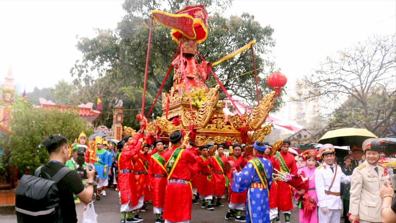 Lễ hội Thánh Gióng Đền Sóc làng Xuân Tảo