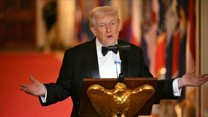Ông Trump đề xuất gửi tàu bệnh viện tới Greenland