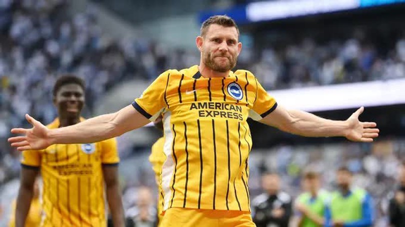James Milner ghi tên mình vào lịch sử Ngoại hạng Anh
