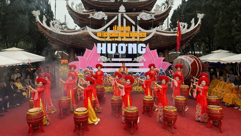 Chùa Hương đón hơn 136.000 du khách