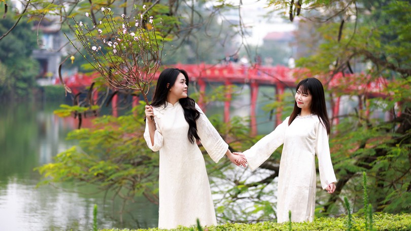 Khách tham quan các khu di tích Hà Nội tăng kỷ lục