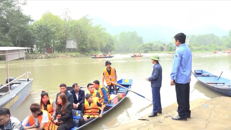 Siết chặt kỷ cương tại lễ hội Chùa Hương