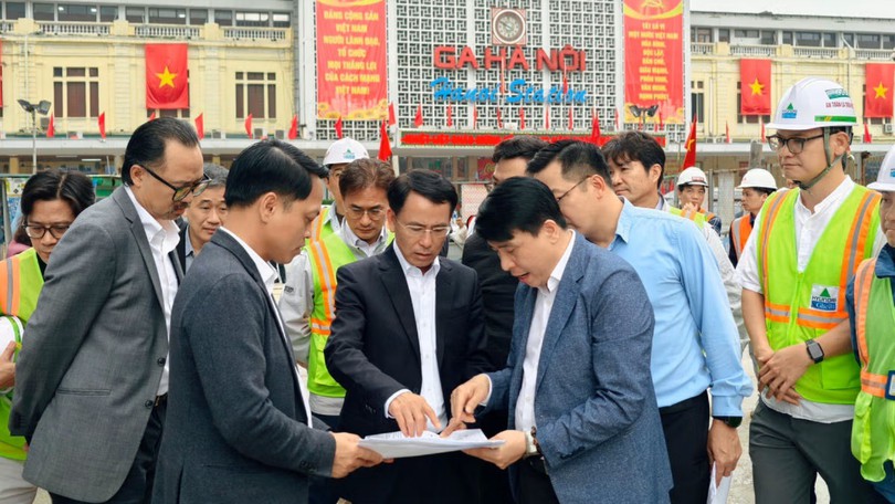 Khẩn trương thu gọn rào chắn dự án metro Nhổn - ga Hà Nội