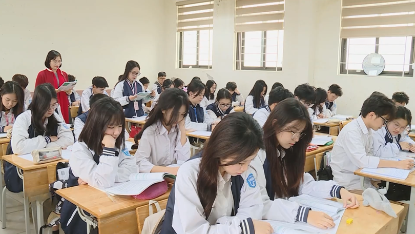 Khảo sát chất lượng học sinh lớp 11, 12 vào tháng 3