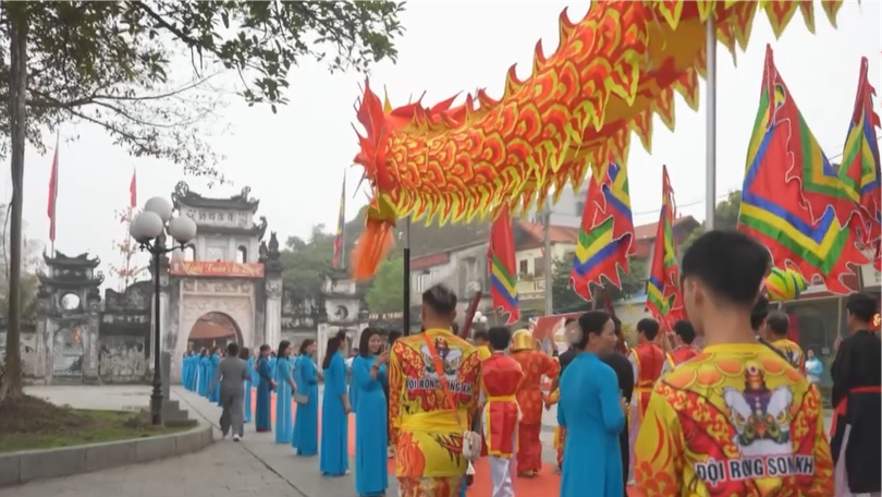 Rộn ràng sắc xuân mùa lễ hội đầu năm