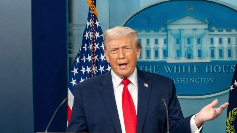 Ông Trump ký gói ngân sách chấm dứt đóng cửa chính phủ