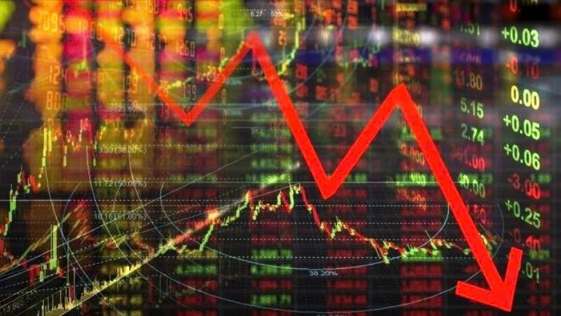 VN-Index mất gần 9 điểm, 500 mã giảm