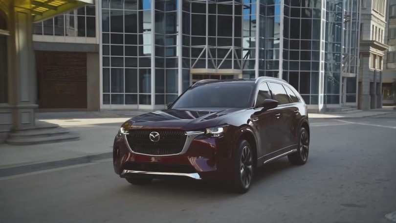 Mazda nhận đặt hàng mẫu CX-90 2.5 PHEV tại Việt Nam