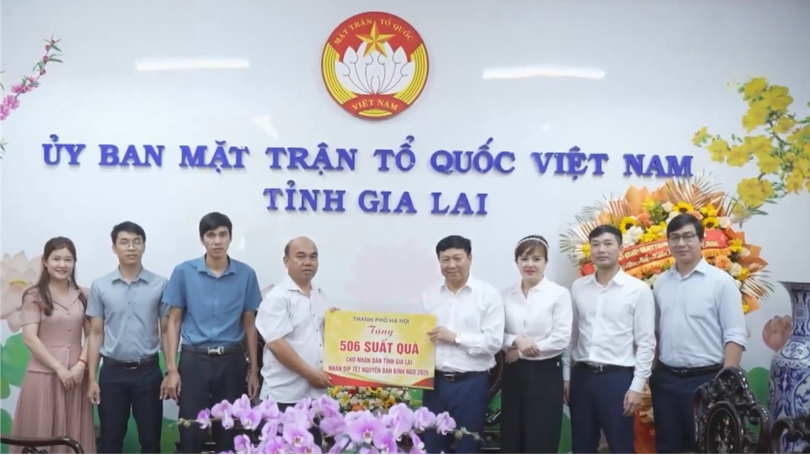 Hà Nội thăm, tặng quà Tết Nguyên đán tại tỉnh Gia Lai