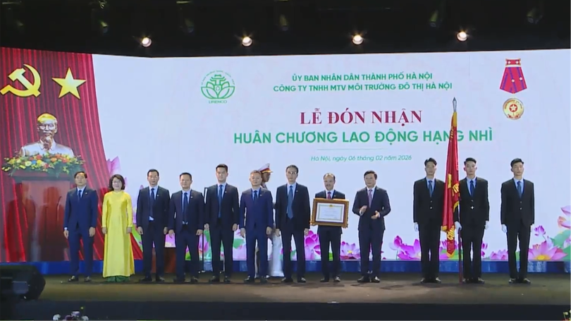 URENCO đón nhận Huân chương Lao động hạng Nhì
