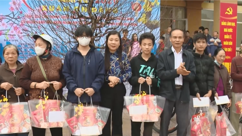 Chăm lo tốt an sinh xã hội dịp Tết Nguyên đán