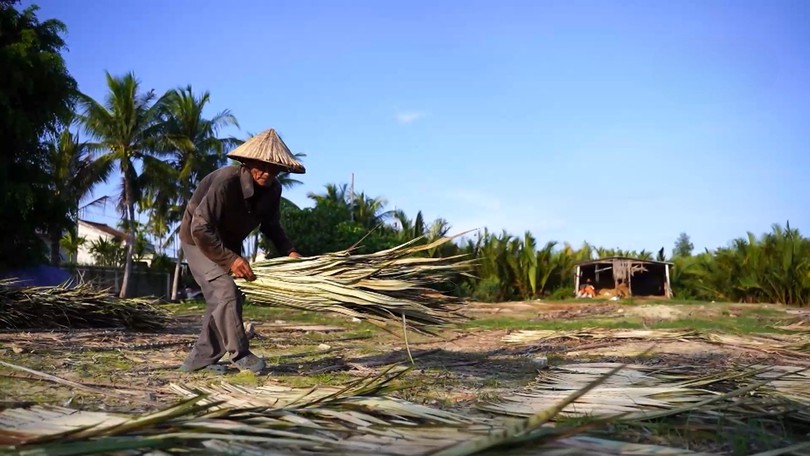 Độc đáo nghề tre dừa Cẩm Thanh | Trăm miền hội tụ | 06/02/2026