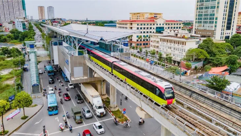 Tăng dần tần suất chạy tàu hai tuyến metro từ ngày 9/2