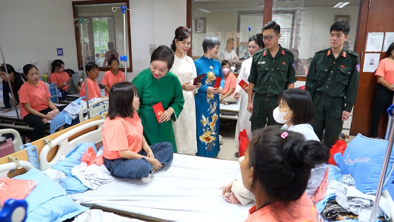 Cùng nhau xoa dịu nỗi đau bệnh tật