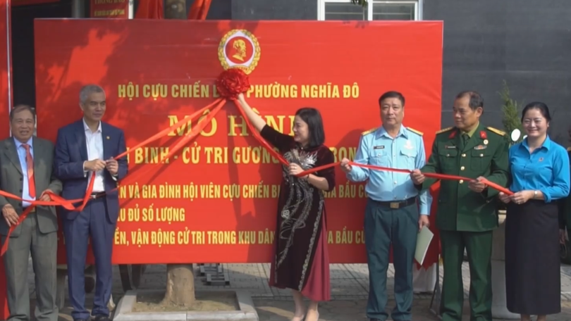 Hội CCB phường Nghĩa Đô tích cực tham gia tuyên truyền bầu cử