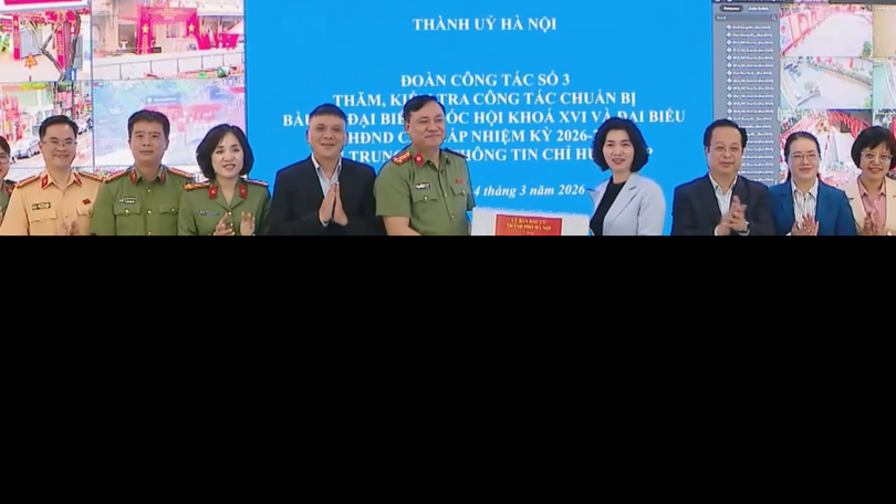 Chủ tịch HĐND TP thăm động viên các lực lượng ứng trực phục vụ bầu cử