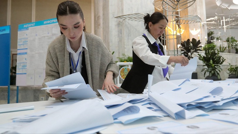 Kazakhstan trưng cầu ý dân về hiến pháp mới