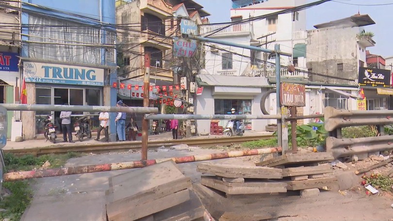 Ngăn ngừa tai nạn từ các lối đi tự mở qua đường sắt