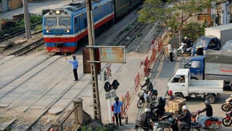 Hà Nội tăng cường giải pháp ngăn ngừa tai nạn đường sắt
