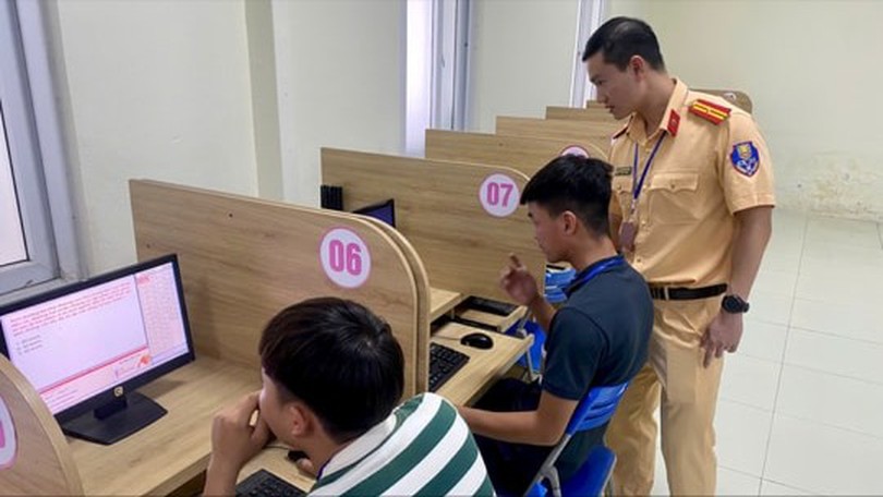 Công an Hà Nội tổ chức kiểm tra, phục hồi điểm GPLX