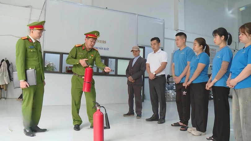 Tăng cường biện pháp phòng ngừa cháy nổ tại làng nghề